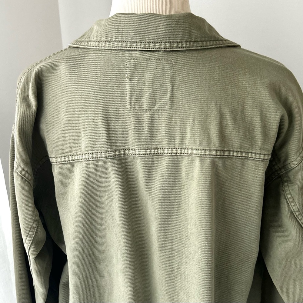 🍒Women’s Garage Lightweight Button Down Jacket. Olive Green. Size: Medium - Picture 5 of 11